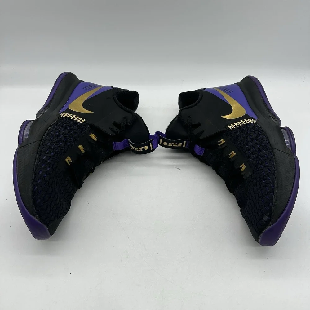 Nike LeBron Witness 5 CQ9380-003 Men's Size 13 Shoes Fierce Purple Metallic Gold